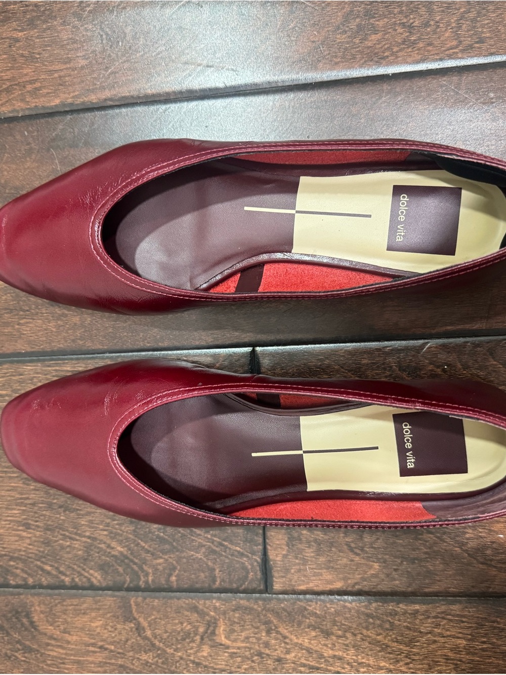 Brand New Dolce Vita Women's Burgundy Leather Flats